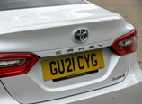Toyota-Camry_Hybrid-2022-12.jpg