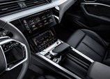 Audi-e-tron-2022-06.jpg