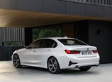 BMW-3-Series-2022-03.jpg