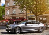 BMW-330e_Sedan-2022-04.jpg