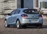 Opel-Astra-2014-02.jpg