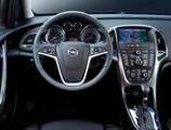 Opel-Astra-2013-05.jpg