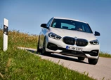 BMW-118i-2022-08.jpg