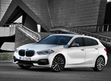 BMW-118i-2022-03.jpg