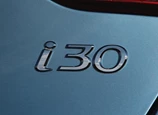 Hyundai-i30-2013-10.jpg
