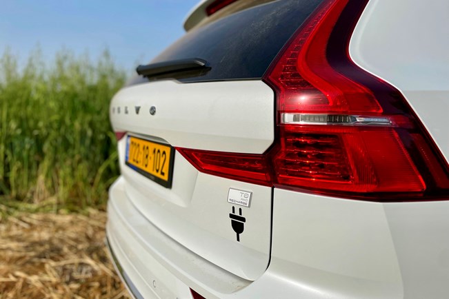 וולוו XC60 - מבחן דרכים (Recharge PHEV T8, מתיחת פנים)