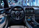 Jaguar-XE-2021-05.jpg