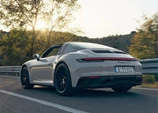 Porsche-911-GTS-2022-03.jpg