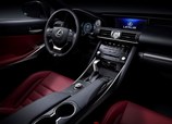 Lexus-IS-2017-07.jpg