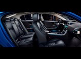 Jaguar-XE-2020-07.jpg