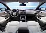 Jaguar-XE-2018-06.jpg