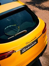19116-MaseratiGrecaleTrofeo-Lifestyle.jpg