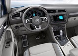 Volkswagen-Tiguan_GTE_Concept-2016-04.jpg