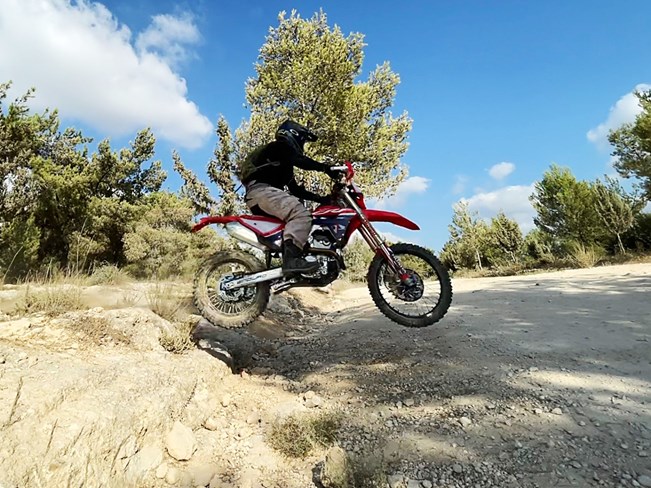 הונדה CRF250RX - רכיבת בזק