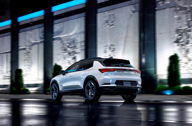שברולט מציגה רכב פנאי חשמלי חדש: אקווינוקס EV 2024