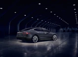 Tesla-Model_S-2022-03.jpg