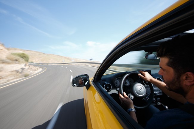 אודי S1 מול מיני JCW - מבחן דרכים השוואתי