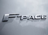 Jaguar-F-Pace-2017-12.jpg