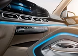 Mercedes-Benz-GLS-2020-06.jpg
