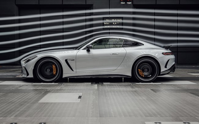 מרצדס מציגה AMG GT חדשה ל-2024