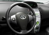 Toyota-Yaris-2009-06.jpg