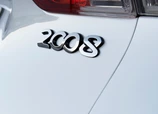 Peugeot-2008-2016-10.jpg