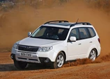 Subaru-Forester-2012-00.jpg