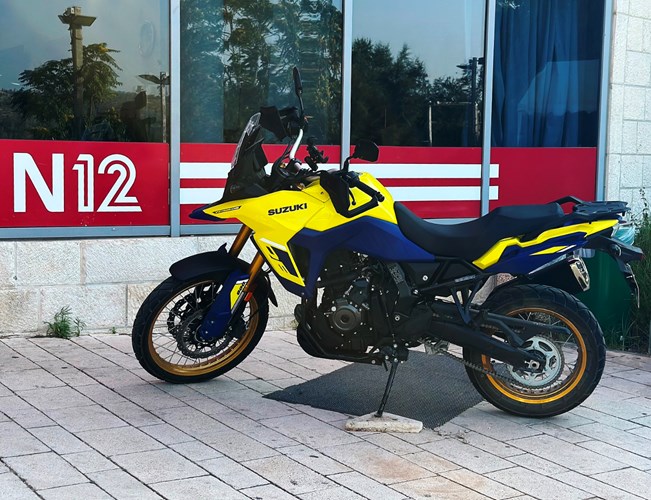 סוזוקי V-סטרום 800, סוזוקי GSX-8S – מבחן דרכים