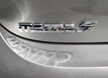 Mazda-5-2013-10.jpg