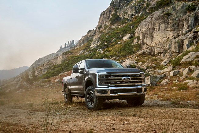 פורד F-250 ו-F-350 סופר דיוטי החדשים – החל ב-315,000 שקלים