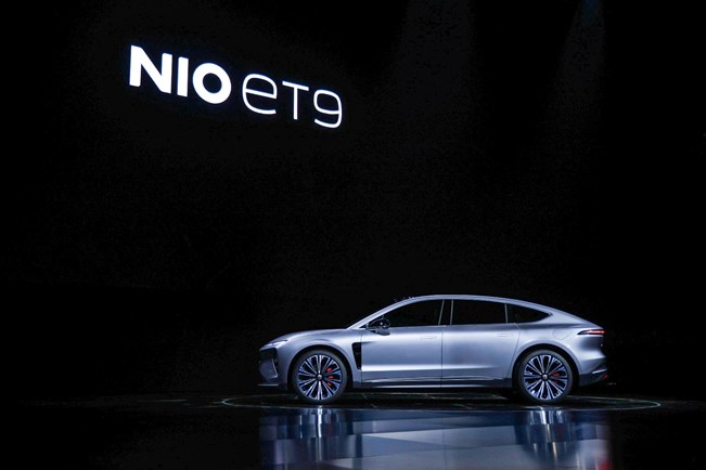 ניאו מציגה את ET9 החדשה: יוקרה חשמלית אולטימטיבית