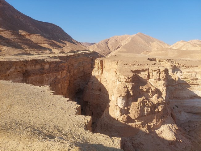 אוטו מטייל / מבקעת עובדה לבאר אורה