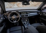 Alfa_Romeo-Stelvio-2024-05.jpg