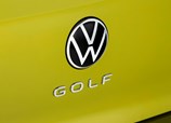 Volkswagen-Golf-2024-11.jpg