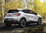 Renault-Captur E-Tech Hybrid-2024-02-FL.jpg