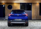 Renault-Captur E-Tech Hybrid-2024-03-FL.jpg