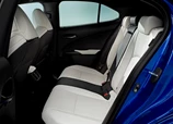 Lexus-UX-2025-08.jpg