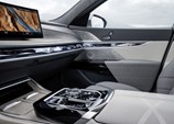 BMW-7-Series-2024-08.jpg