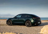 Porsche-Macan-2024-03.jpg