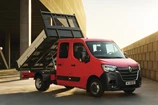 Renault-Master-2023-12.jpg