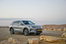 כתבה BYD סיל U - מבחן דרכים (היברידי-נטען, הנעה כפולה)