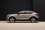 Volvo-C40-2025-01.jpg