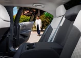 Toyota-Corolla_Sedan-2025 (9).jpg