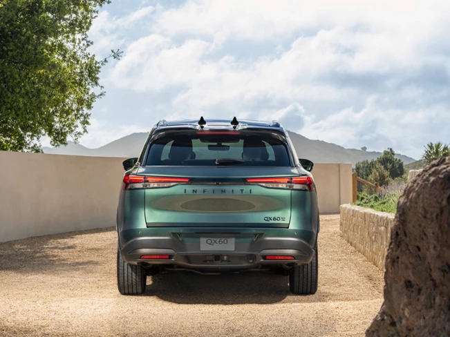 אינפיניטי QX60 הוצג לאחר מתיחת פנים