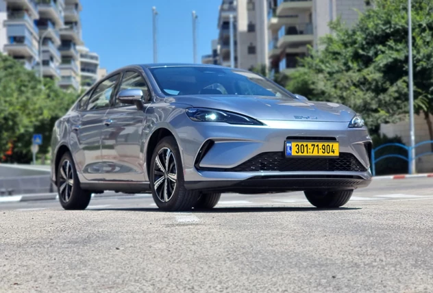BYD סיל 5 - מבחן דרכים (פלאג-אין הייבריד)