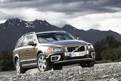 וולוו XC70
